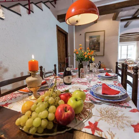 Located In The Village Of Caio Immersed In The Vegetation Of The Mediterranea * Stellanello