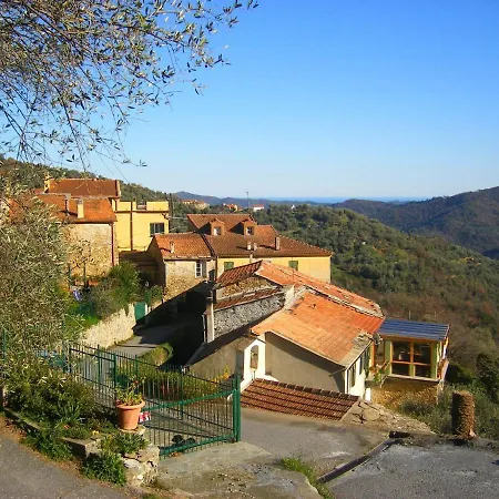 Located In The Village Of Caio Immersed In The Vegetation Of The Mediterranea Casa vacanze Stellanello