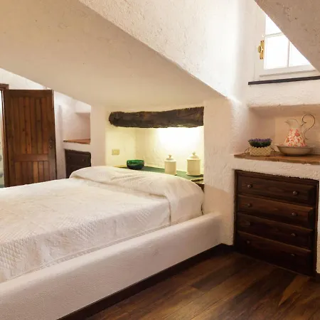 Located In The Village Of Caio Immersed In The Vegetation Of The Mediterranea Casa vacanze